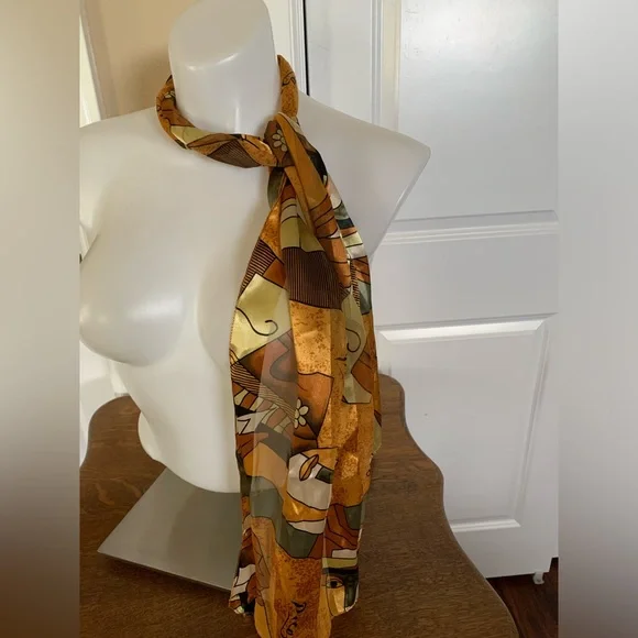 BEAUTIFUL PICASSO MULTI-COLOR SCARF. SO MANY WAYS TO WEAR THIS SCARF. - Picture 4 of 7